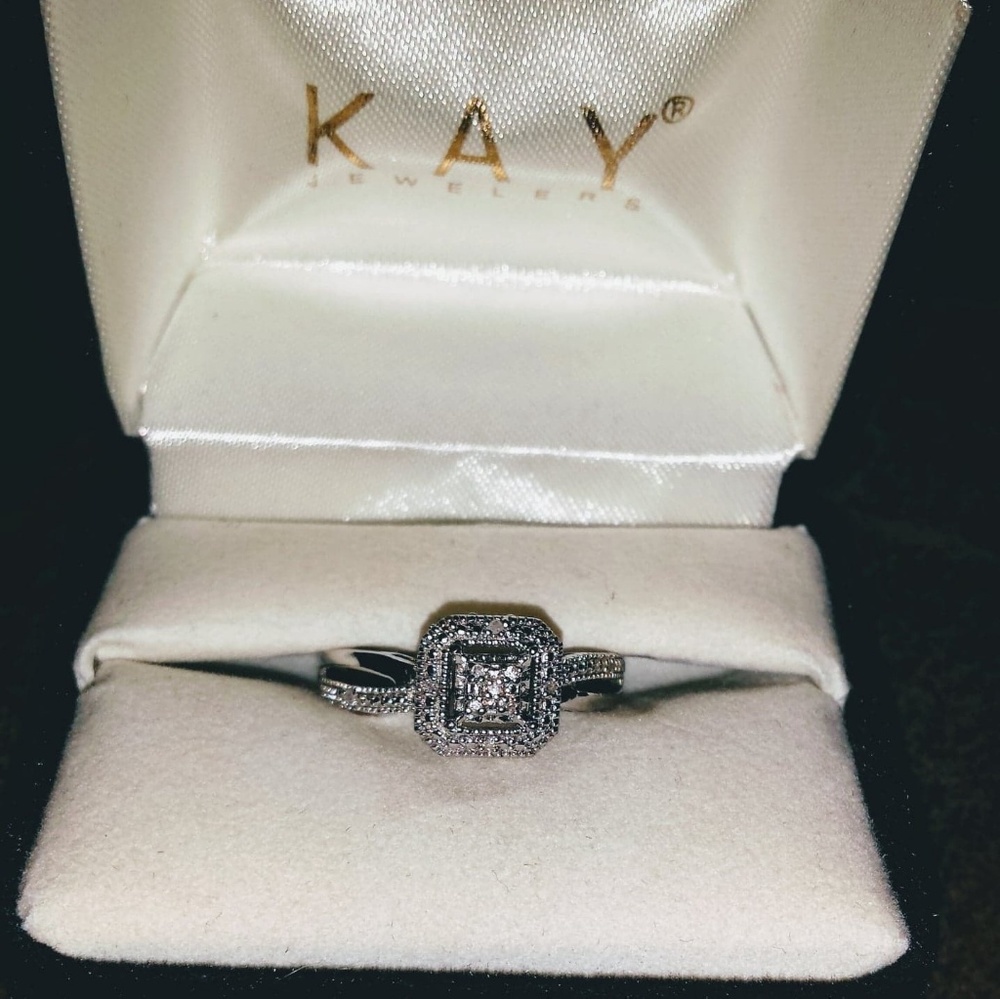 Kay diamond ring